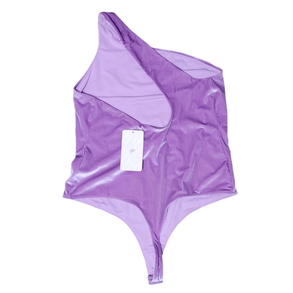 Fabletics Lilac Purple Gigi Velour One Shoulder Bodysuit Womens Plus Size 1X NWT - Picture 6 of 10